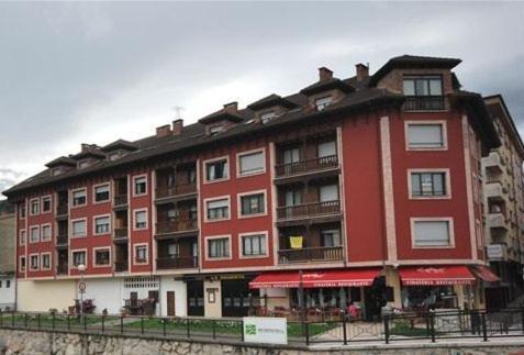 Pension Paseo Real Cangas de Onís Exterior photo